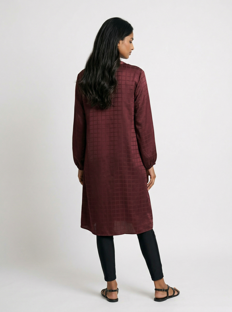 Burgundy Crest: Check Brocade Knee Top 83261