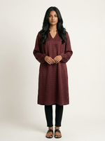 Load image into Gallery viewer, Burgundy Crest: Check Brocade Knee Top 83261