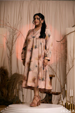 Load image into Gallery viewer, Botanical Wash: Jacquard Knee Length Top 81171
