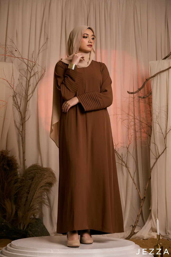 Espresso Elegance: Relaxed Maxi Dress 77611