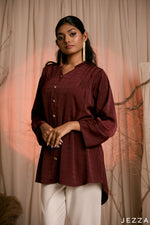Load image into Gallery viewer, Crimson Crest: Brocade Detail Long Top 82421
