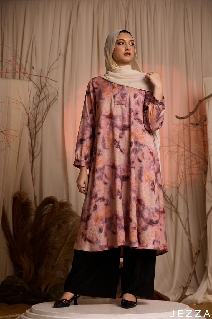 Watercolor Drift: Jacquard Knee Length Top 83661