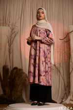 Load image into Gallery viewer, Watercolor Drift: Jacquard Knee Length Top 83661