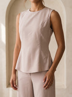 Load image into Gallery viewer, Muslin Birch Sleeveless Hip Top 92611