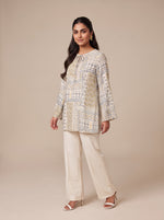 Load image into Gallery viewer, Cotton Below-Hip Tie-Neck Top 93671