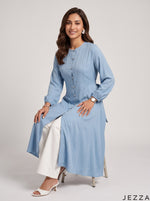 Load image into Gallery viewer, Sky Breeze: Light Blue Cotton Knee Top 81083