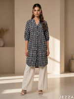 Load image into Gallery viewer, Linear Edit: Windowpane Check Top 87051