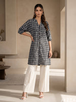 Load image into Gallery viewer, Linear Edit: Windowpane Check Top 87051