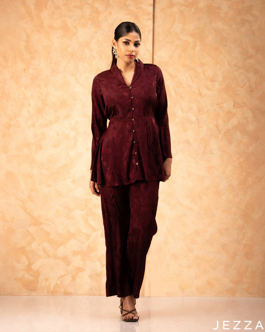 Regal Poise: Wine Red Brocade Set 70891