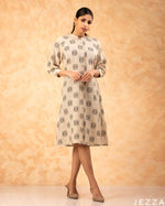 Load image into Gallery viewer, Chic Essence: Printed Cotton Below-Knee Top 71541