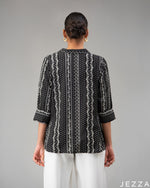 Load image into Gallery viewer, Linear Elegance: Black &amp; White Hip Top 72681