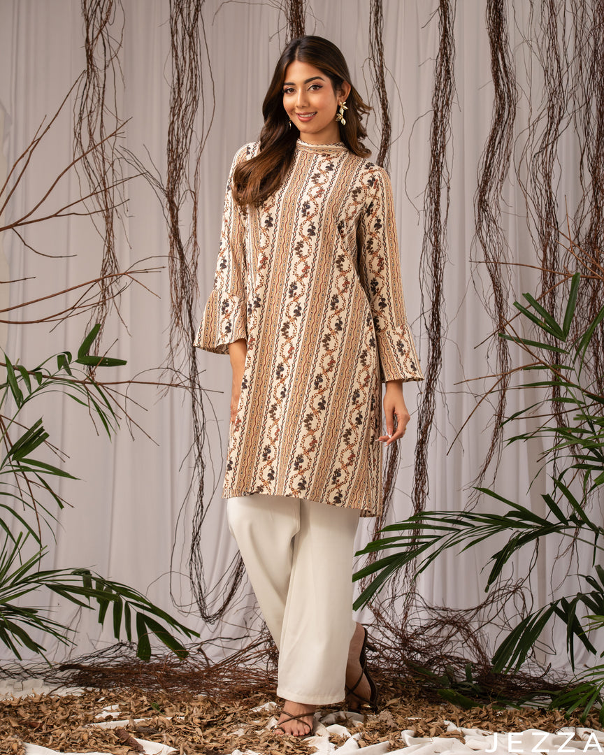 Linear Poise: Mandarin Collar Knee Top 79201