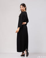 Load image into Gallery viewer, Timeless Flow: Black A-Line Dress 76801