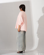 Load image into Gallery viewer, Below Hip Top In Cotton Fabric 58651