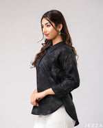 Load image into Gallery viewer, Geo Charm: Collared Cotton Hip Top 72412
