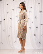 Load image into Gallery viewer, Motif Elegance: Satin Lapel Below-Knee Top 79331