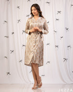 Load image into Gallery viewer, Motif Elegance: Satin Lapel Below-Knee Top 79331
