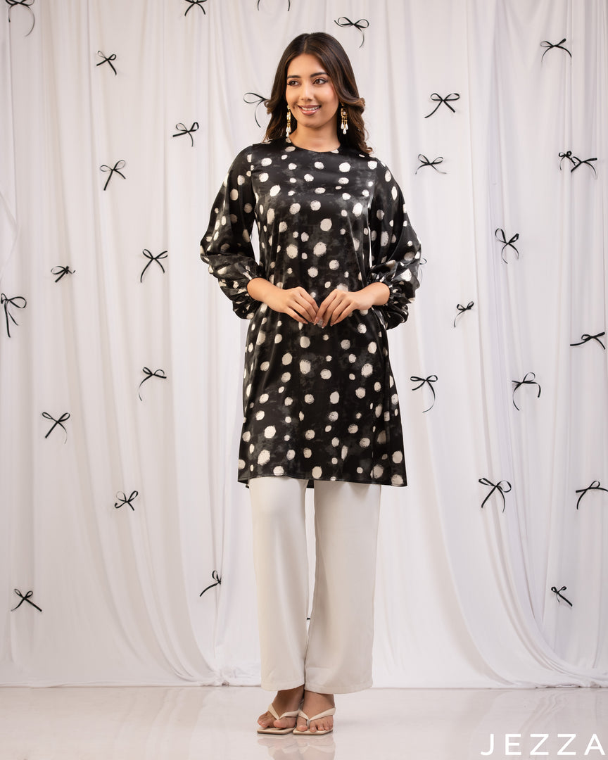 Playful Charm: Satin Polka-Dot Knee Top 80891