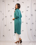Load image into Gallery viewer, Chic Ease: Teal Collared Below-Knee Top 79381