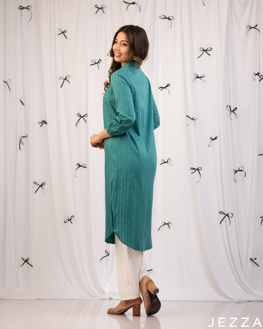Chic Ease: Teal Collared Below-Knee Top 79381