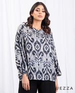 Load image into Gallery viewer, Crinkled Chiffon Hip-Length Top 65551