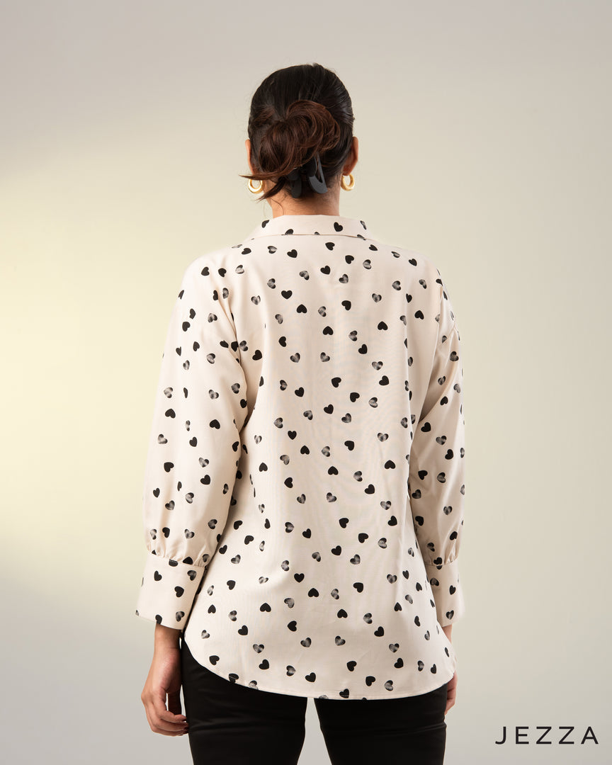 Sleek Simplicity: Lightweight Polyester Top 66541