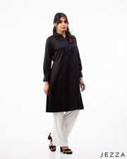 Classic Charm: Poly-Cotton Knee-Length Top 66712