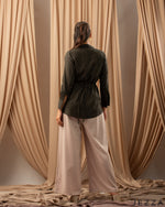 Load image into Gallery viewer, Effortless Utility: The Olive Green Linen V-Neck Top 77281