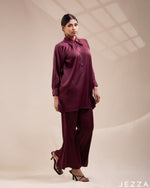 Load image into Gallery viewer, Radiant Ease: The Raspberry Satin Top &amp; Pant Set 66571