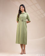 Load image into Gallery viewer, Natural Ease: The Regular-Fit Linen Midi Dress 72381