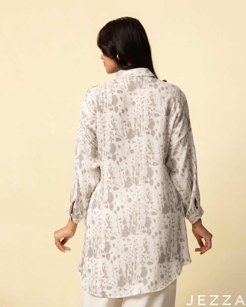 Abstract Harmony: Gray-White Collared Long-Sleeve Top 76191