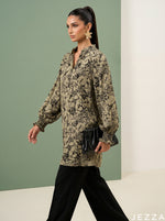 Load image into Gallery viewer, Petal Canvas: Floral Print Top 79533