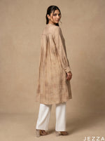 Load image into Gallery viewer, Desert Sand: Mandarin Collar Knee Top 77671