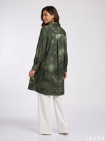 Load image into Gallery viewer, Artful Tide: Tie-Dye Poly Cotton Knee Top 91641