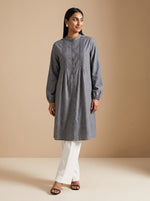 Load image into Gallery viewer, Grey Horizon: Cotton Mandarin Knee Top 81692