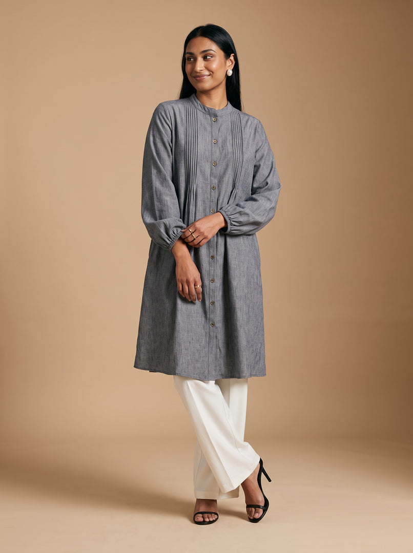 Grey Horizon: Cotton Mandarin Knee Top 81692