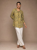 Load image into Gallery viewer, Paisley Tie: Cotton Below Hip Top 86721