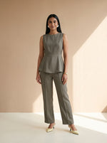 Load image into Gallery viewer, Olive Essential: Poly Cotton Ankle Pants 88092