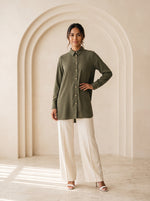 Load image into Gallery viewer, Jungle Green Collared Below Hip Top 90053