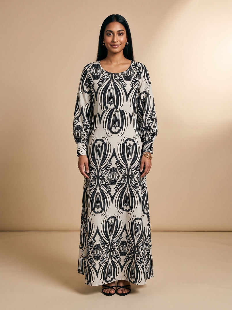Damask Grace: Graphic Brocade Maxi Dress 88291