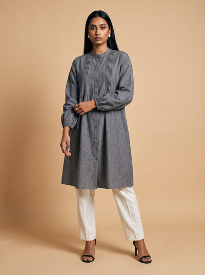Grey Horizon: Cotton Mandarin Knee Top 81692