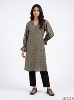 Load image into Gallery viewer, Motif Line: Relaxed Cotton knee Top 81721