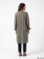 Load image into Gallery viewer, Motif Line: Relaxed Cotton knee Top 81721