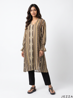 Load image into Gallery viewer, Linear Flow: Mandarin Collar Knee Top 83881
