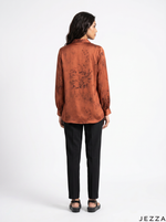 Load image into Gallery viewer, Abstract Line: Mandarin Collar Relaxed Top 77731