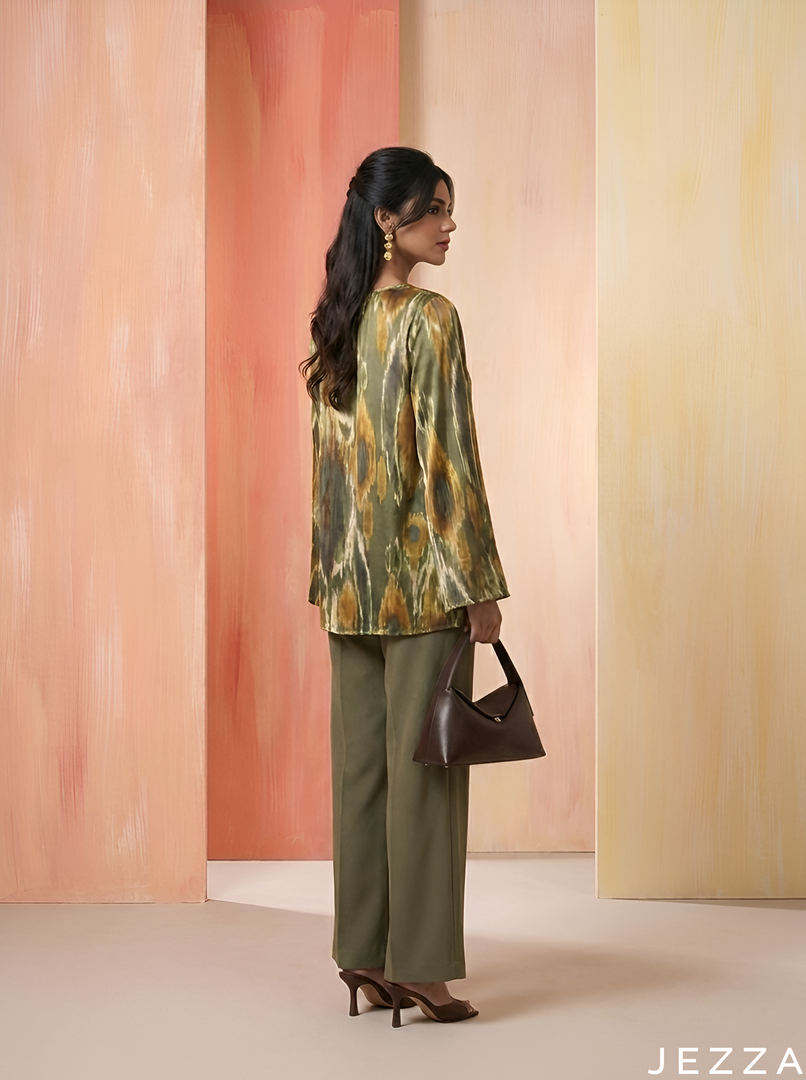 Canvas Drift: Abstract Crepe Satin Top 87611