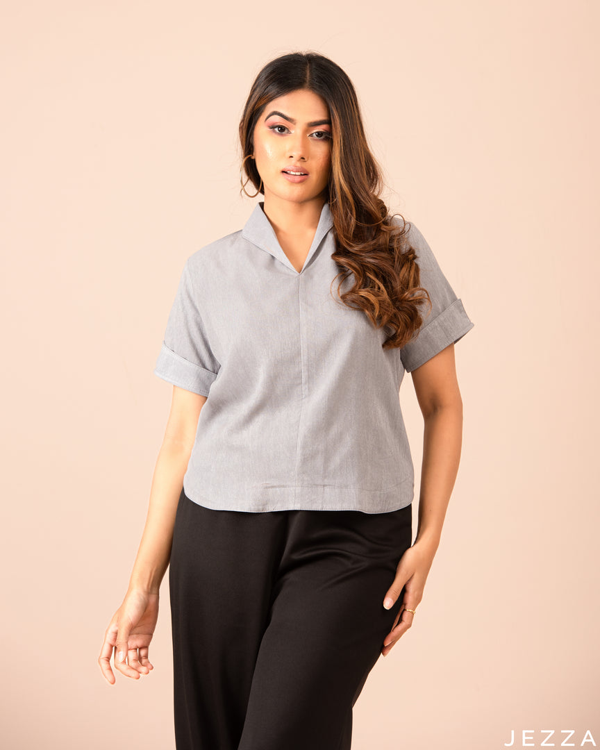 Hip Length Top With Decorative Collar 52722