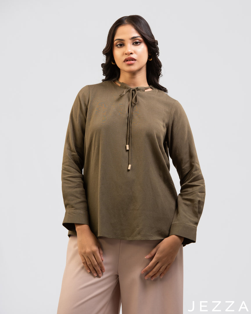 Subtle Charm: Green Relaxed-Fit Below-Hip Top 77301