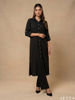 Load image into Gallery viewer, Refined Edge: Black Crushed Midi Top 82911