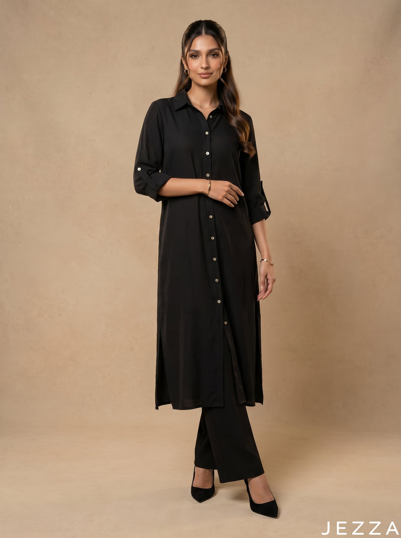 Refined Edge: Black Crushed Midi Top 82911